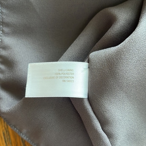 Old Navy sheer straps tank top size large gray raw hem ruffle in the front - Picture 10 of 12